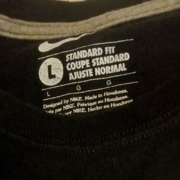 Nike SF Giants T-Shirt with Front and Back SF Graphic - Picture 4 of 4